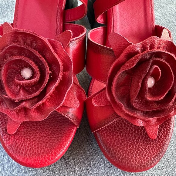 L'ARTISTE Shelly Red leather size 40/US 9 flower ankle strap shoes heels sandals - Picture 4 of 10